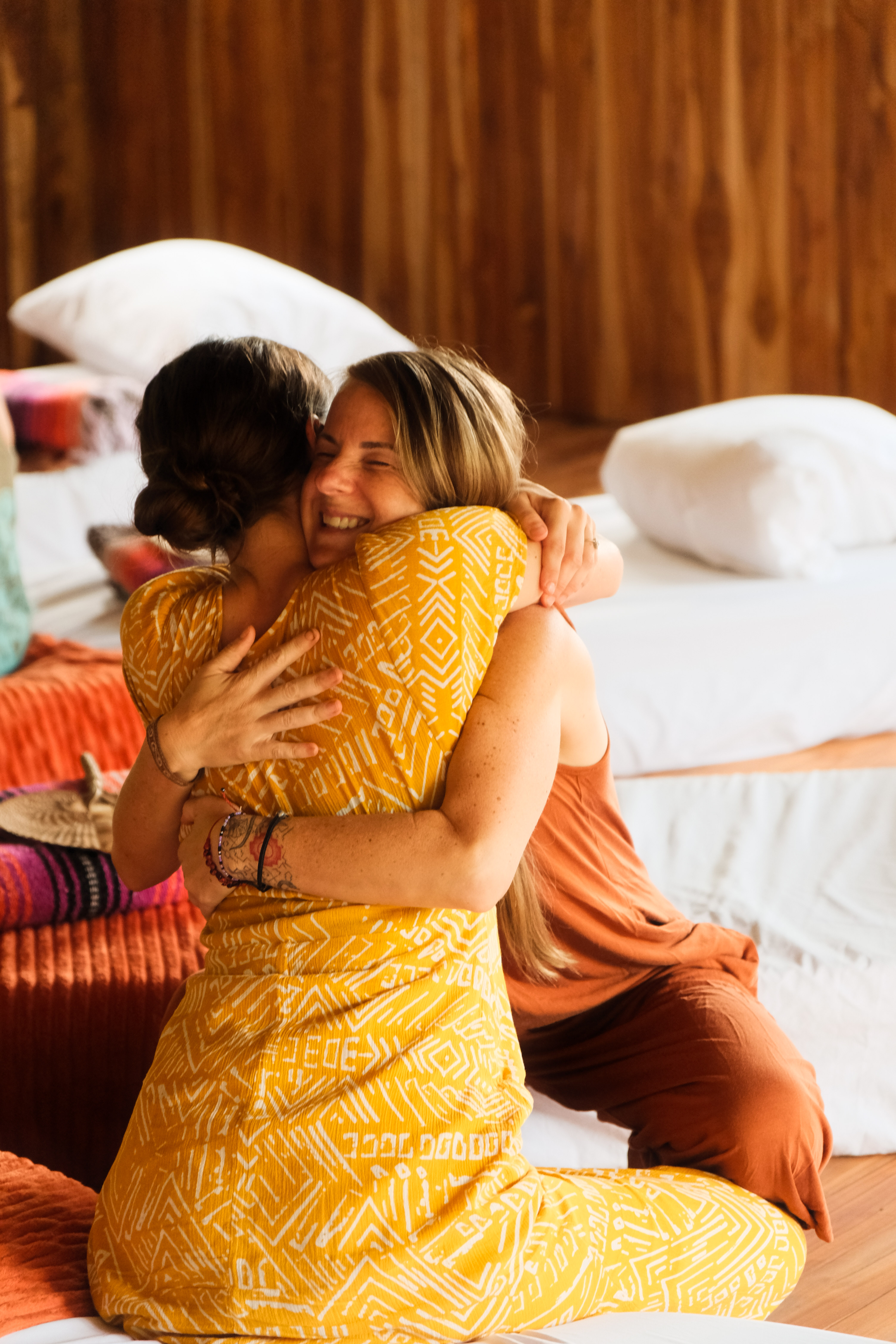 Drop the brewing tea / ceremony — Ananda Lodge
